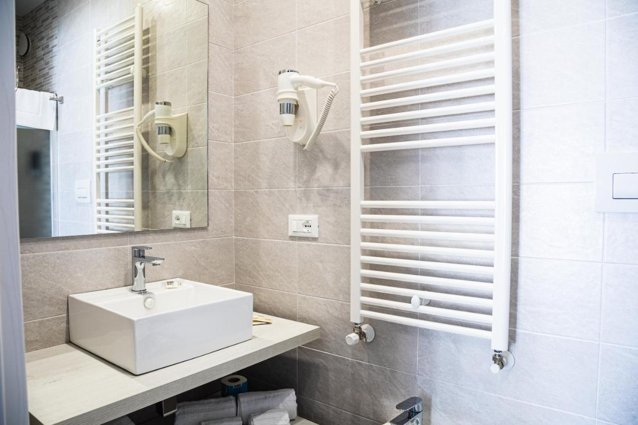 Ninfa Marina Hotel Термоли Екстериор снимка